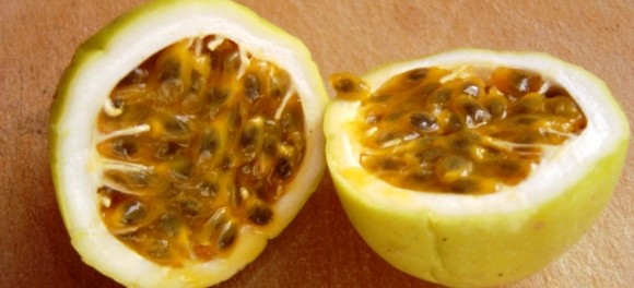 agua de panela con maracuyá para que sirve