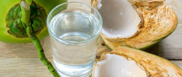 agua de coco para adelgazar